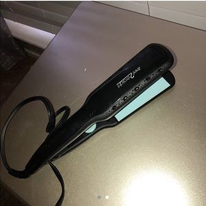 Straightener